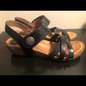 Eurosoft black wedge sandals